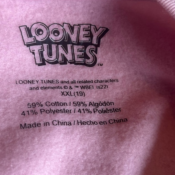 Women's Looney Tunes Graphic Sweatshirt Pink size XXL (Junior) - Picture 4 of 5